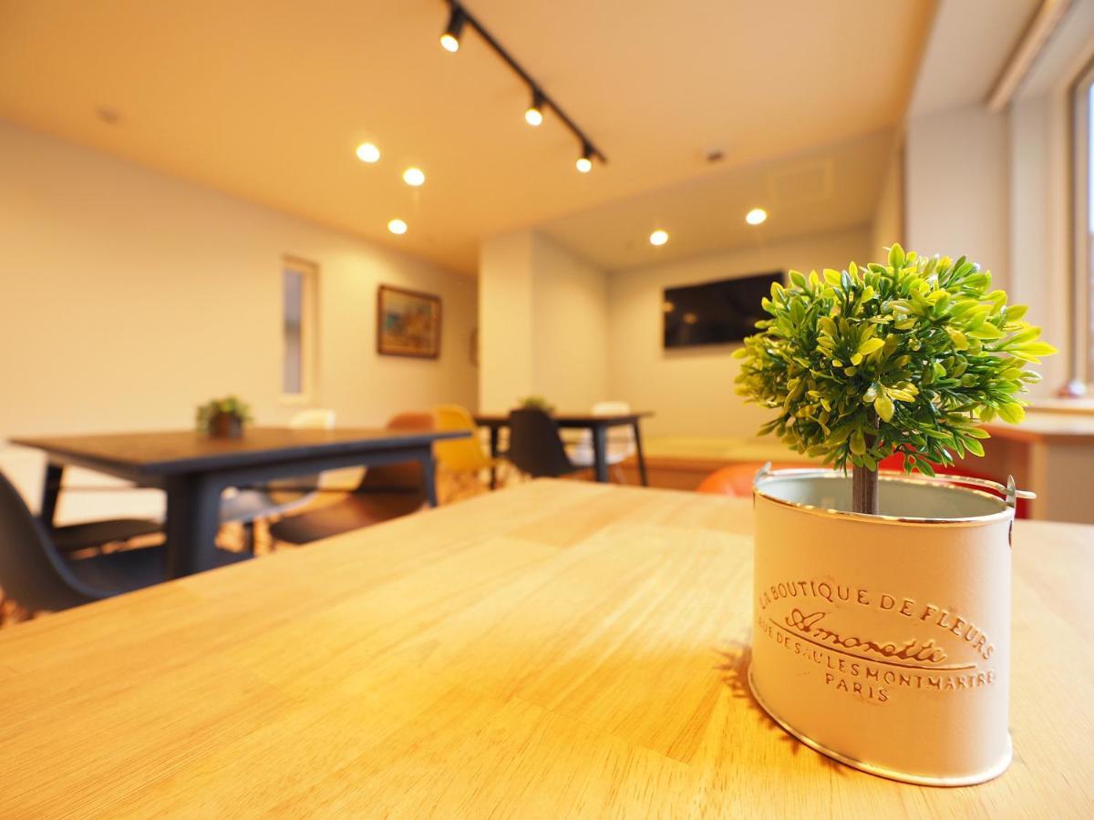 Family Tree Guest House Sapporo Exterior foto